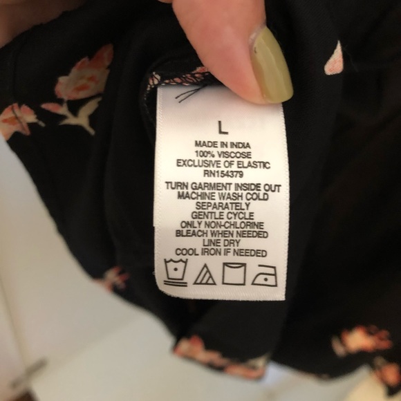 Black floral babydoll tie dress from Aeropostale (size L) - Picture 4 of 4